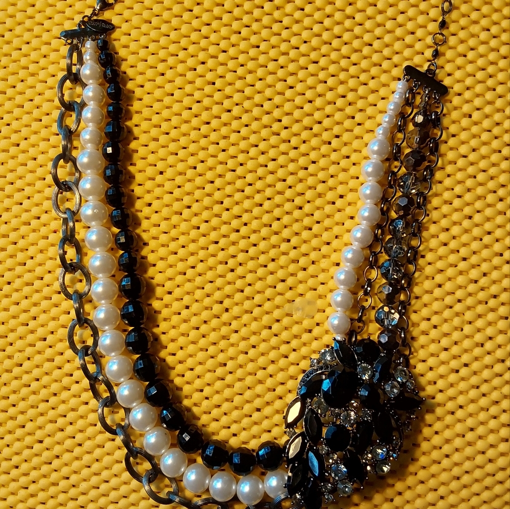 White House Black Market Necklace